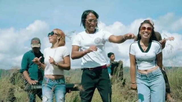 Lirik Lagu Bali Timpal Sirep – Agung Ketut Rai